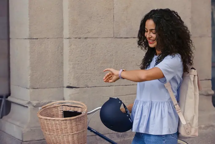 Smart Versa Model Smartwatch, Purple Fabric, Single Size