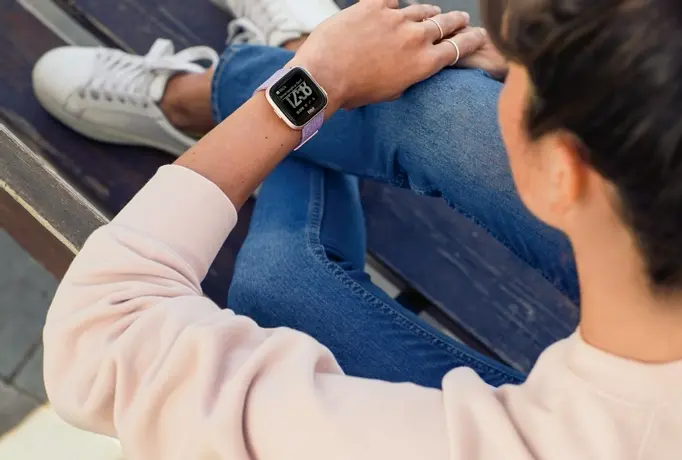 Smart Versa Model Smartwatch, Purple Fabric, Single Size